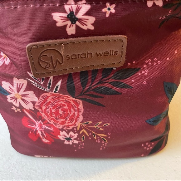 Sarah Wells “Cold Gold" Cooler Bag (Berry Bloom) (Authentic from Manufacturer) - Picture 10 of 10
